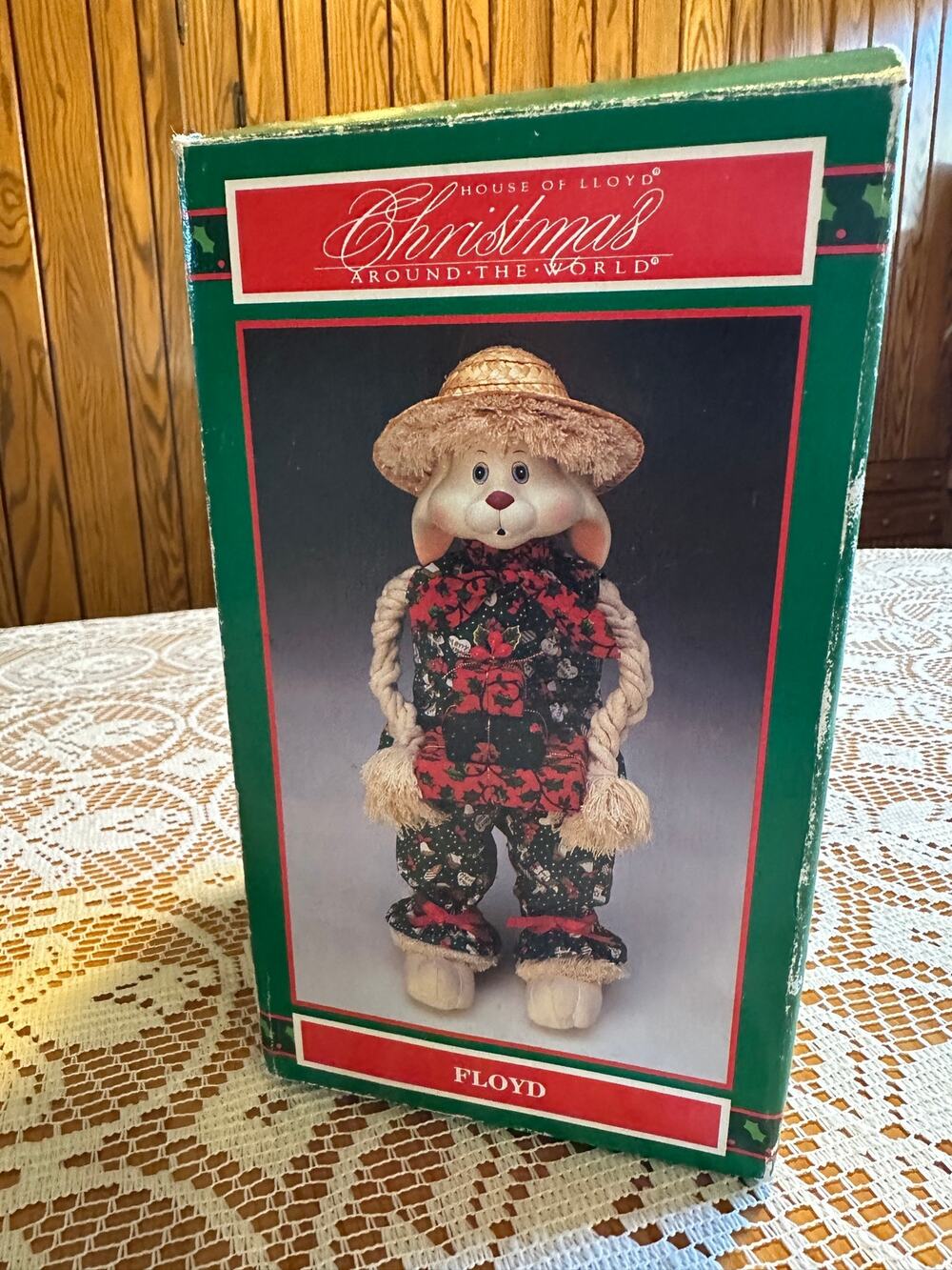 Vintage 1993 House of Lloyd Flossie Bunny Doll Christmas Around the World Box 14